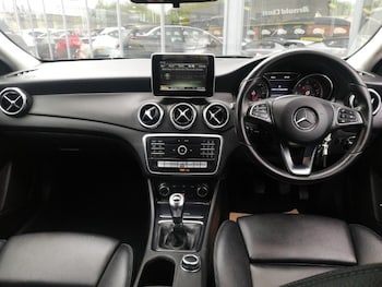Used Mercedes-Benz GLA 2017 for sale - 78537844: Photo