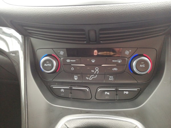 Used Ford Kuga 2017 for sale - 76275739: Photo 14