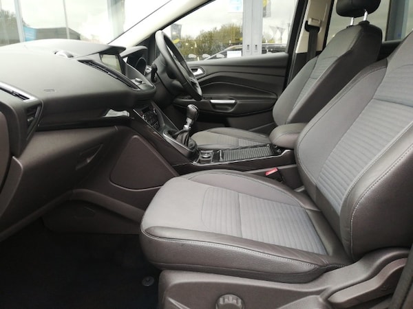 Used Ford Kuga 2017 for sale - 76275739: Photo 5