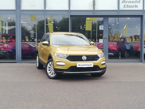 Used Volkswagen T-Roc 2019 for sale - 75695405: Photo 1