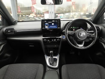 Used Toyota Yaris Cross 2022 for sale - 77419410: Photo