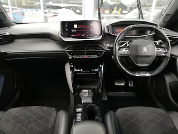 Used Peugeot 2008 2023 for sale - 78343001: Photo