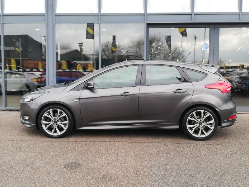 Used Ford Focus 2018 for sale - 77964401: Photo 4