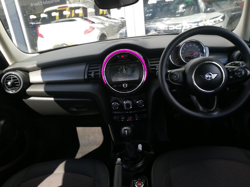 Used MINI Hatch 2018 for sale - 78113955: Photo 2