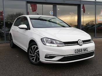 Used Volkswagen Golf 2019 for sale - 78530827: Photo