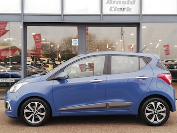 Used Hyundai i10 2015 for sale - 77518441: Photo