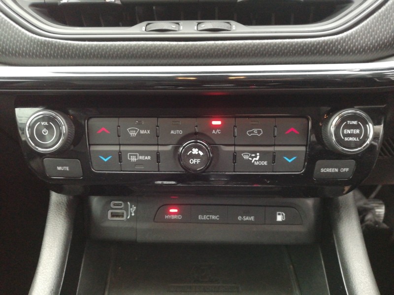 Used Jeep Compass 2023 for sale - 76737027: Photo 15