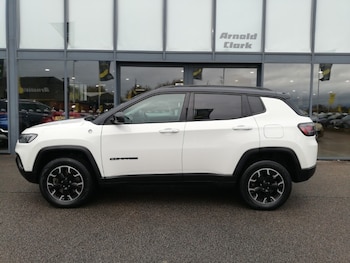 Used Jeep Compass 2023 for sale - 76737027: Photo