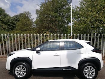 Used Toyota Yaris Cross 2023 for sale - 79642305: Photo