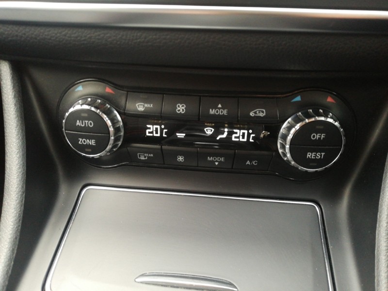 Used Mercedes-Benz GLA 2019 for sale - 76427652: Photo 12