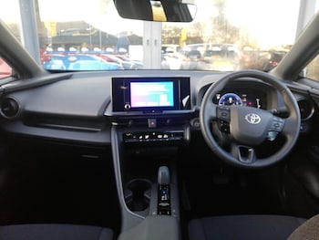 Used Toyota C-HR 2024 for sale - 76664048: Photo