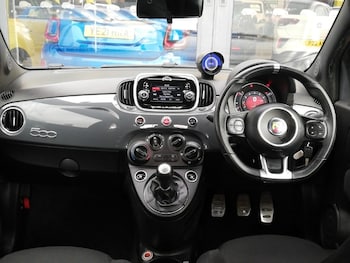 Used Abarth 595 2017 for sale - 76369702: Photo
