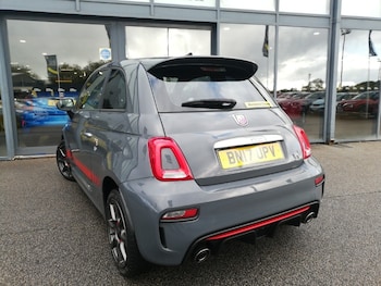 Used Abarth 595 2017 for sale - 76369702: Photo