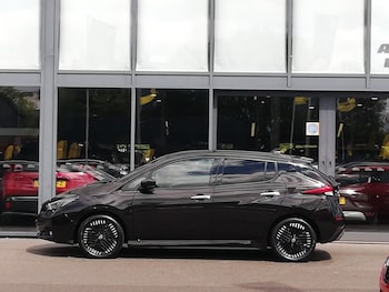 Used Nissan Leaf 2022 for sale - 79407147: Photo