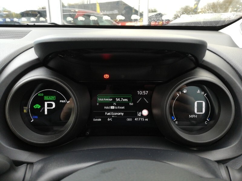 Used Toyota Yaris Cross 2022 for sale - 76629282: Photo 11