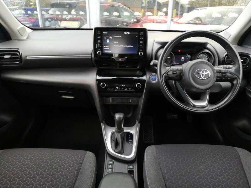 Used Toyota Yaris Cross 2022 for sale - 76629282: Photo 2