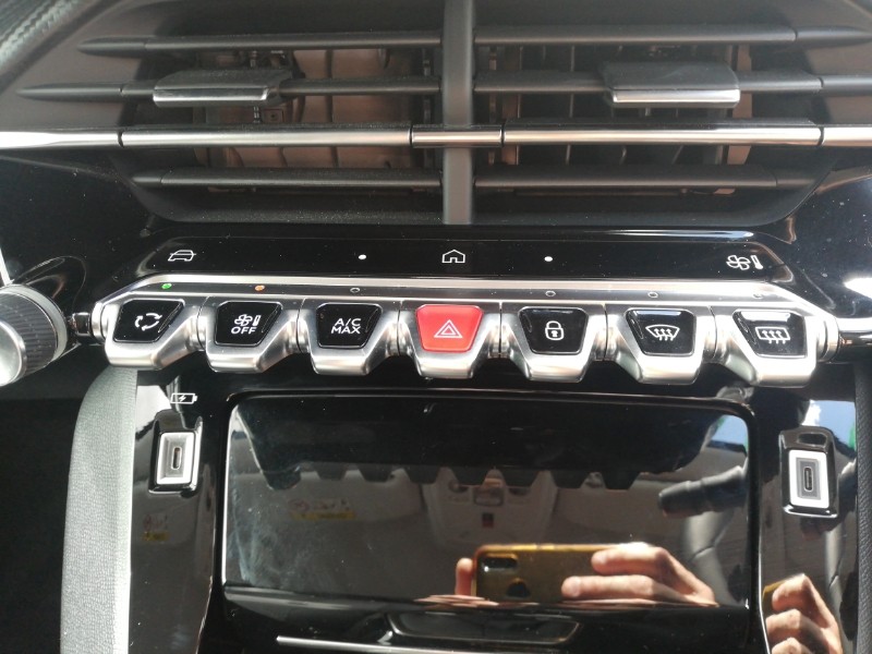 Used Peugeot 208 2024 for sale - 76629316: Photo 17