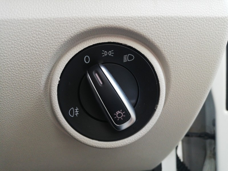 Used Volkswagen up! 2018 for sale - 76880350: Photo 12