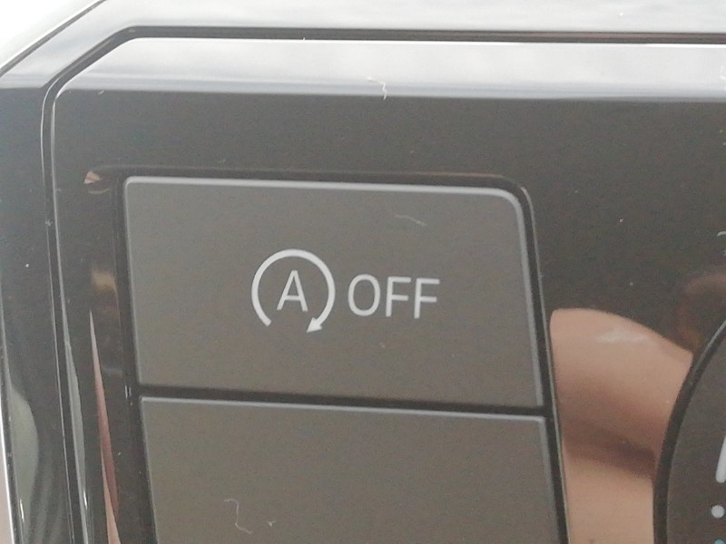 Used Volkswagen up! 2018 for sale - 76880350: Photo 15