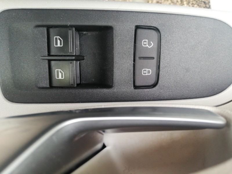 Used Volkswagen up! 2018 for sale - 76880350: Photo 19