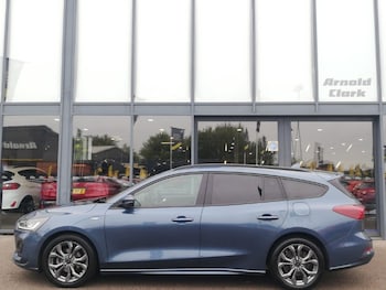 Used Ford Focus 2023 for sale - 79348085: Photo