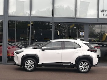 Used Toyota Yaris Cross 2023 for sale - 78803951: Photo