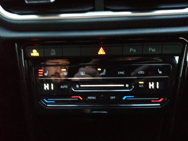 Used Volkswagen T-Roc 2025 for sale - 77252365: Photo 16