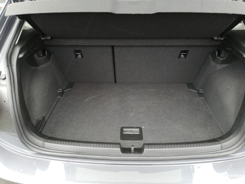 Used Volkswagen Polo 2024 for sale - 77304423: Photo 8