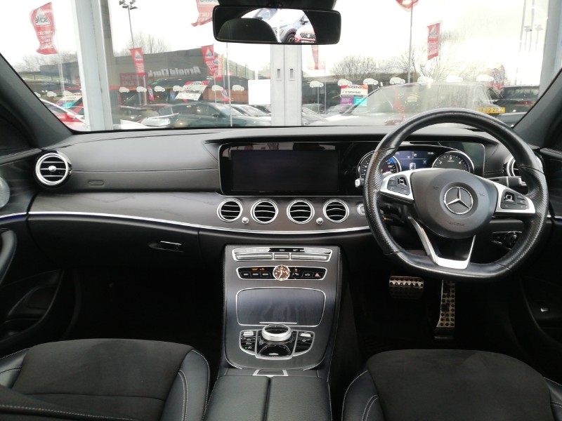 Used Mercedes-Benz E Class 2018 for sale - 77269808: Photo 2