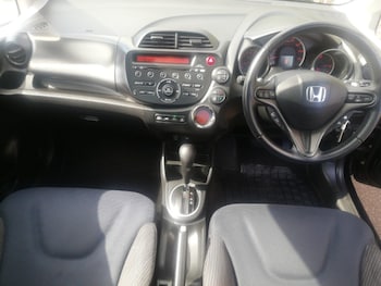 Used Honda Jazz 2014 for sale - 79598053: Photo