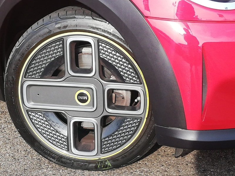 Used MINI Hatch 2023 for sale - 78099181: Photo 9