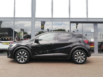 Used Renault Captur 2023 for sale - 79087295: Photo