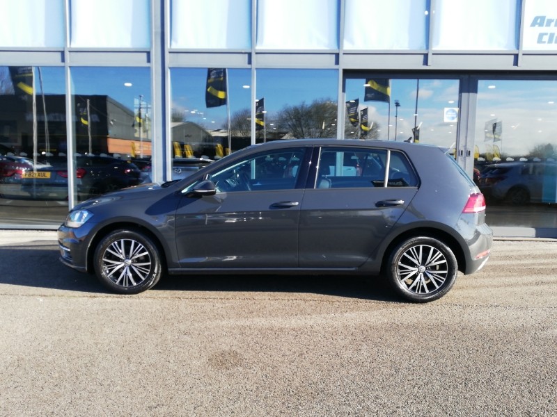 Used Volkswagen Golf 2018 for sale - 78147467: Photo 4