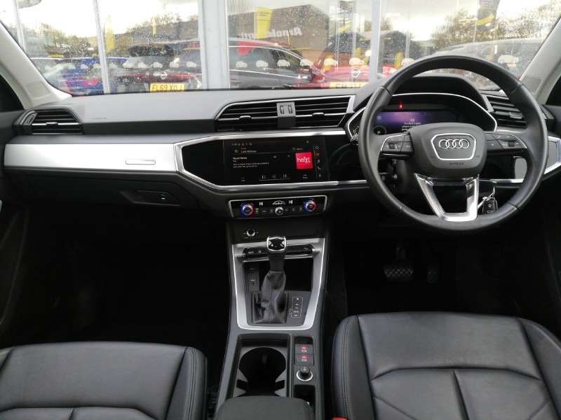 Used Audi Q3 2022 for sale - 77024680: Photo 2