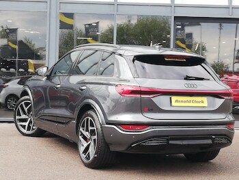 Used Audi Q6 e-tron 2024 for sale - 78527392: Photo