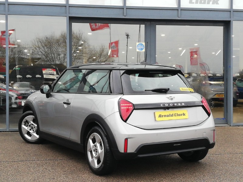 Used MINI Cooper 2025 for sale - 77304439: Photo 3