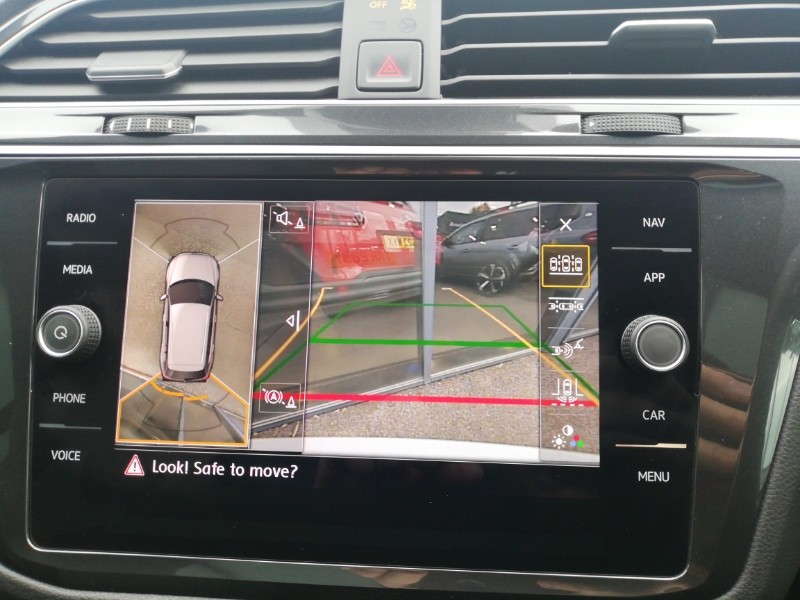 Used Volkswagen Tiguan 2019 for sale - 76403878: Photo 12