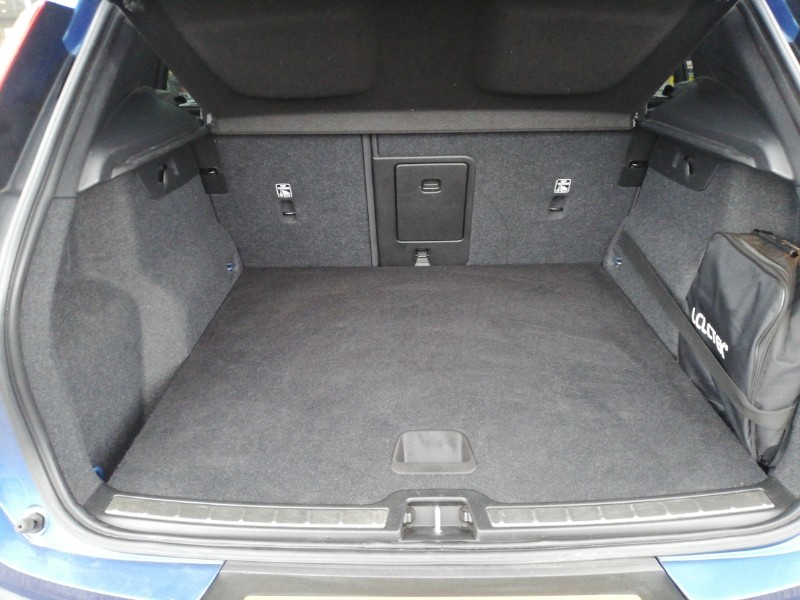 Used Volvo XC40 2020 for sale - 77690018: Photo 8