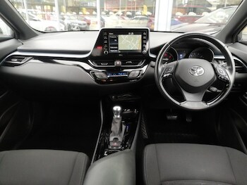 Used Toyota C-HR 2021 for sale - 77630439: Photo