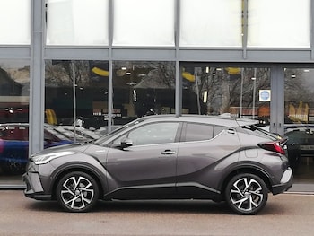 Used Toyota C-HR 2021 for sale - 77630439: Photo