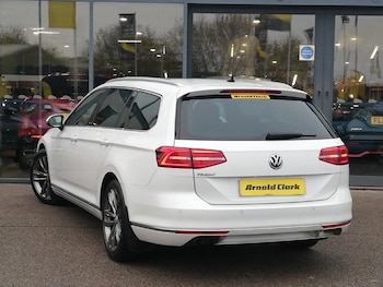 Used Volkswagen Passat 2018 for sale - 76816277: Photo