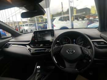 Used Toyota C-HR 2022 for sale - 75424602: Photo