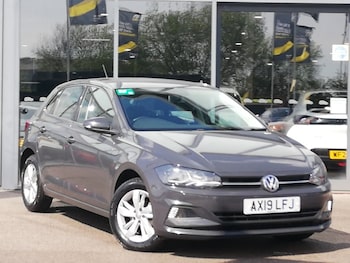Used Volkswagen Polo 2019 for sale - 78403699: Photo