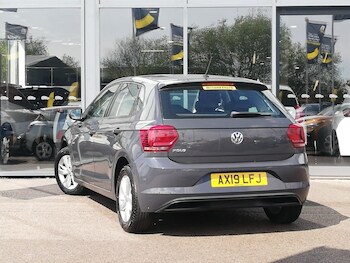 Used Volkswagen Polo 2019 for sale - 78403699: Photo