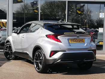 Used Toyota C-HR 2023 for sale - 78346625: Photo