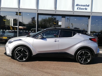 Used Toyota C-HR 2023 for sale - 78346625: Photo