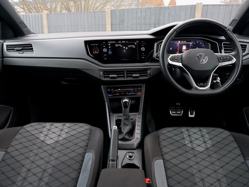 Used Volkswagen Polo 2024 for sale - 77682605: Photo 2