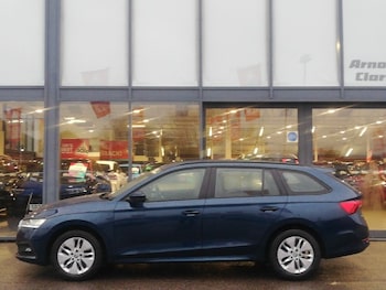 Used Skoda Octavia 2023 for sale - 77503616: Photo