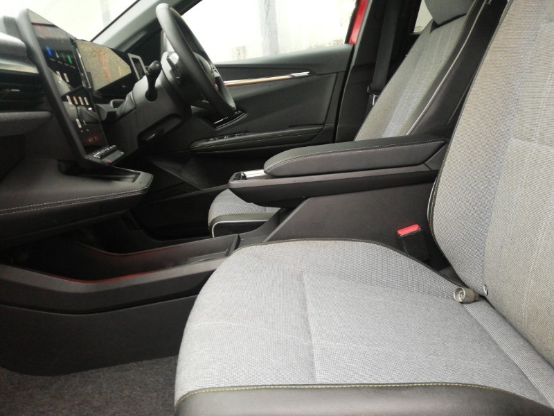 Used Renault Megane E Tech 2024 for sale - 76630743: Photo 5