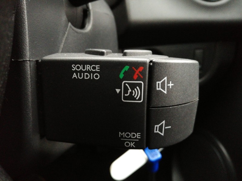 Used Dacia Sandero Stepway 2017 for sale - 77142046: Photo 18